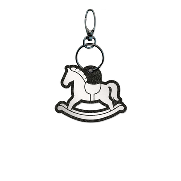 <span class='badge bg-warning my-1 mx-2 text-dark'>NEU</span>Schaukelpferd Reflektoranhänger